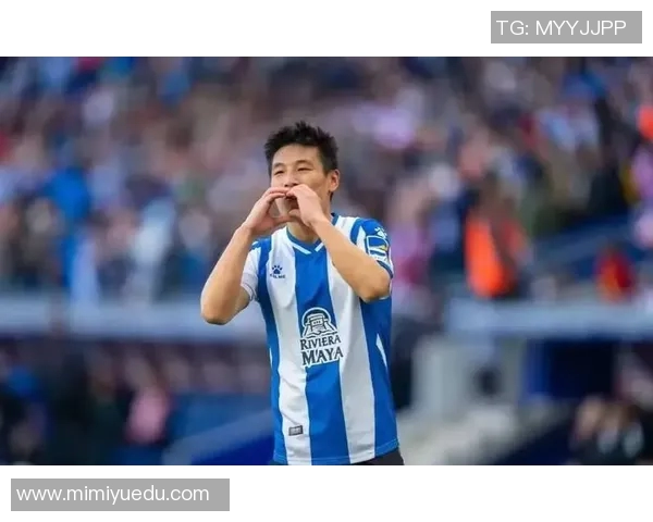 中国足球明星的成长历程与成就探索从李玮锋到武磊的传奇之路