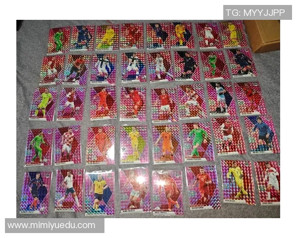 球星卡足球马赛克金波纹设计独特魅力揭秘与收藏价值分析 球星卡足球马赛克金波纹设计独特魅力揭秘与收藏价值分析