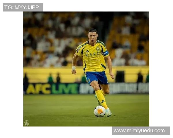 足球巨星微信头像揭秘：最具魅力的男性球员形象与背后故事分析